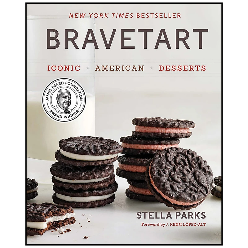 کتاب BraveTart اثر Stella Parks and J. Kenji Loacutepez-Alt انتشارات W. W. Norton Company