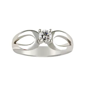 انگشتر طلا 18 عیار زنانه جواهری سروری مدل 10240