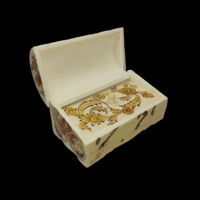 جعبه جواهرات استخوانی طرح چوگان کد 01