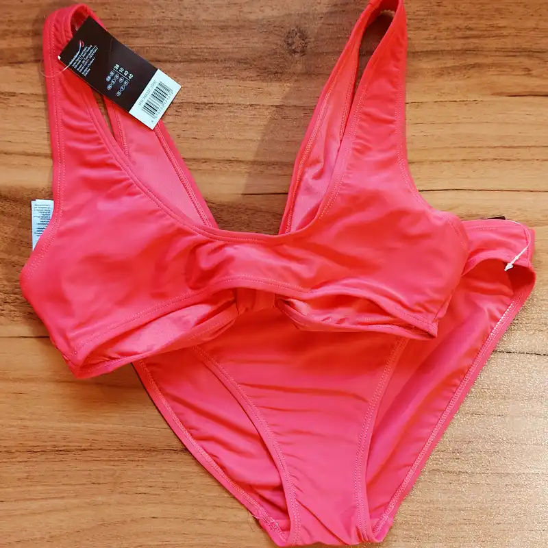 مایو  دو تکه زنانه اسمارا مدل گره ای رنگ قرمز