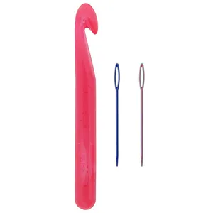 قلاب بافتنی مدل  Go-15 به همراه 2 عدد سوزن دوخت کاموا