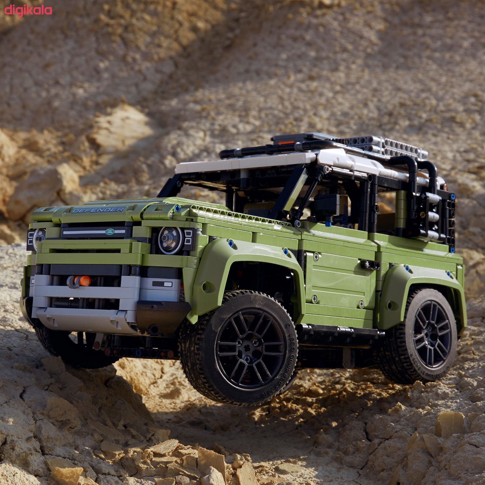 لگو سری Technic مدل Land Rover Defender 42110 main 1 9