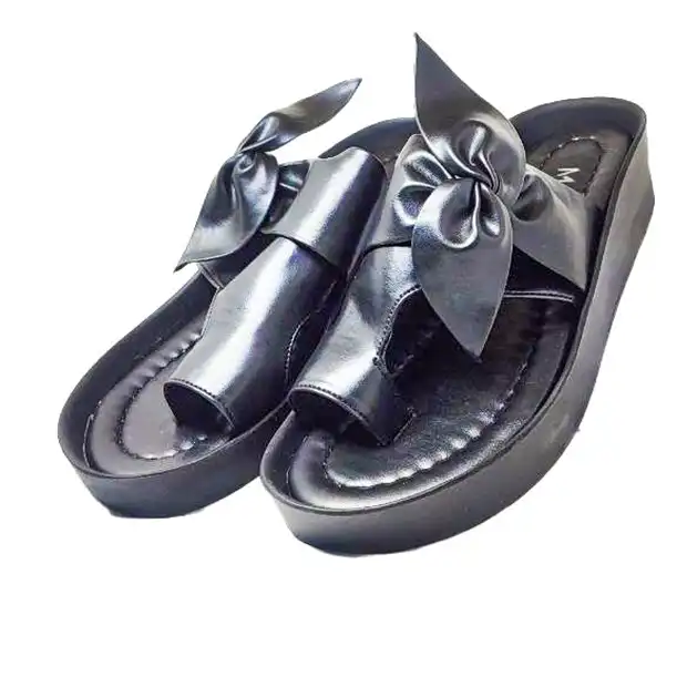 دمپایی لاانگشتی زنانه مانگو مدل 403