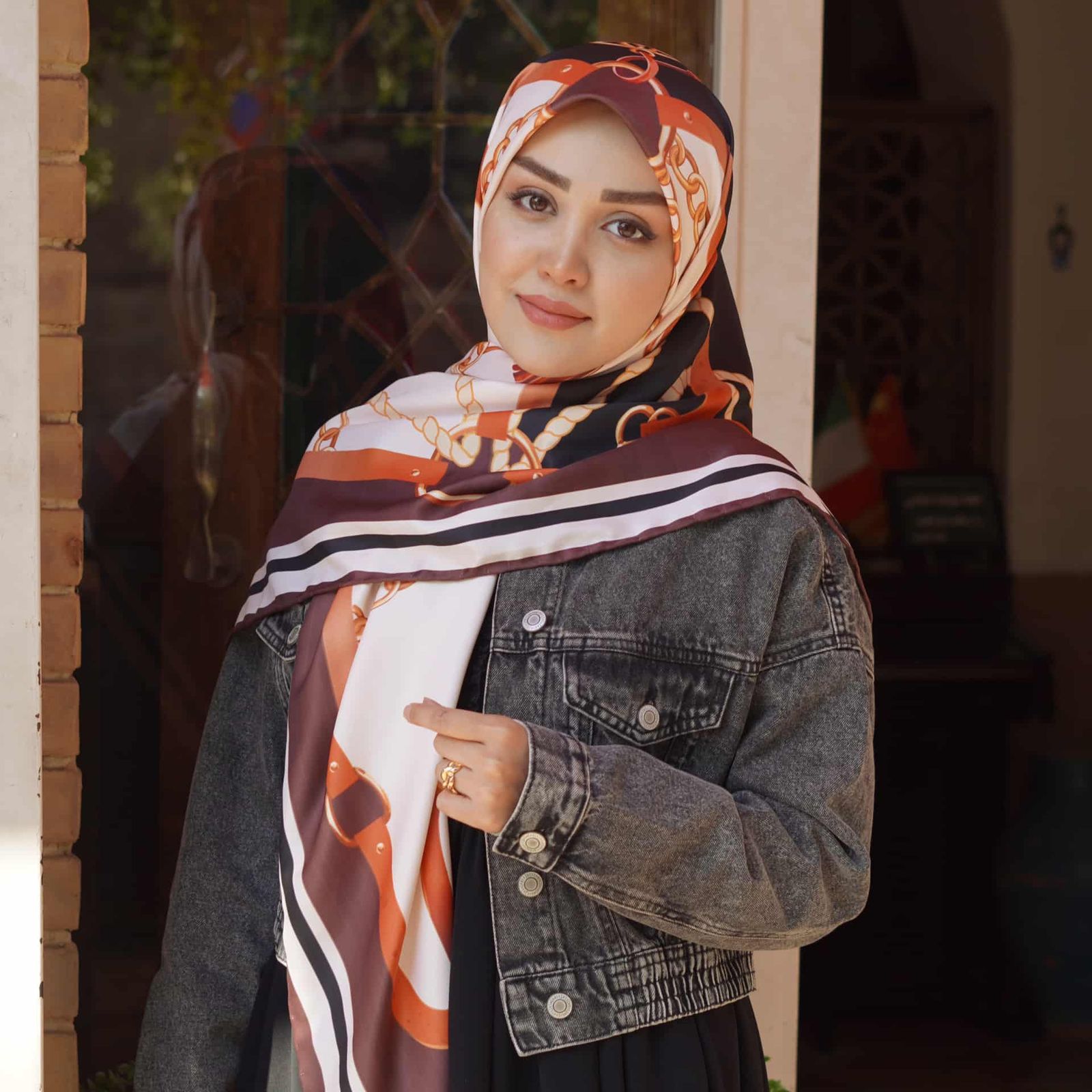 روسری زنانه مدل ابریشم 140 دست دوز کد ana-3030 -  - 4