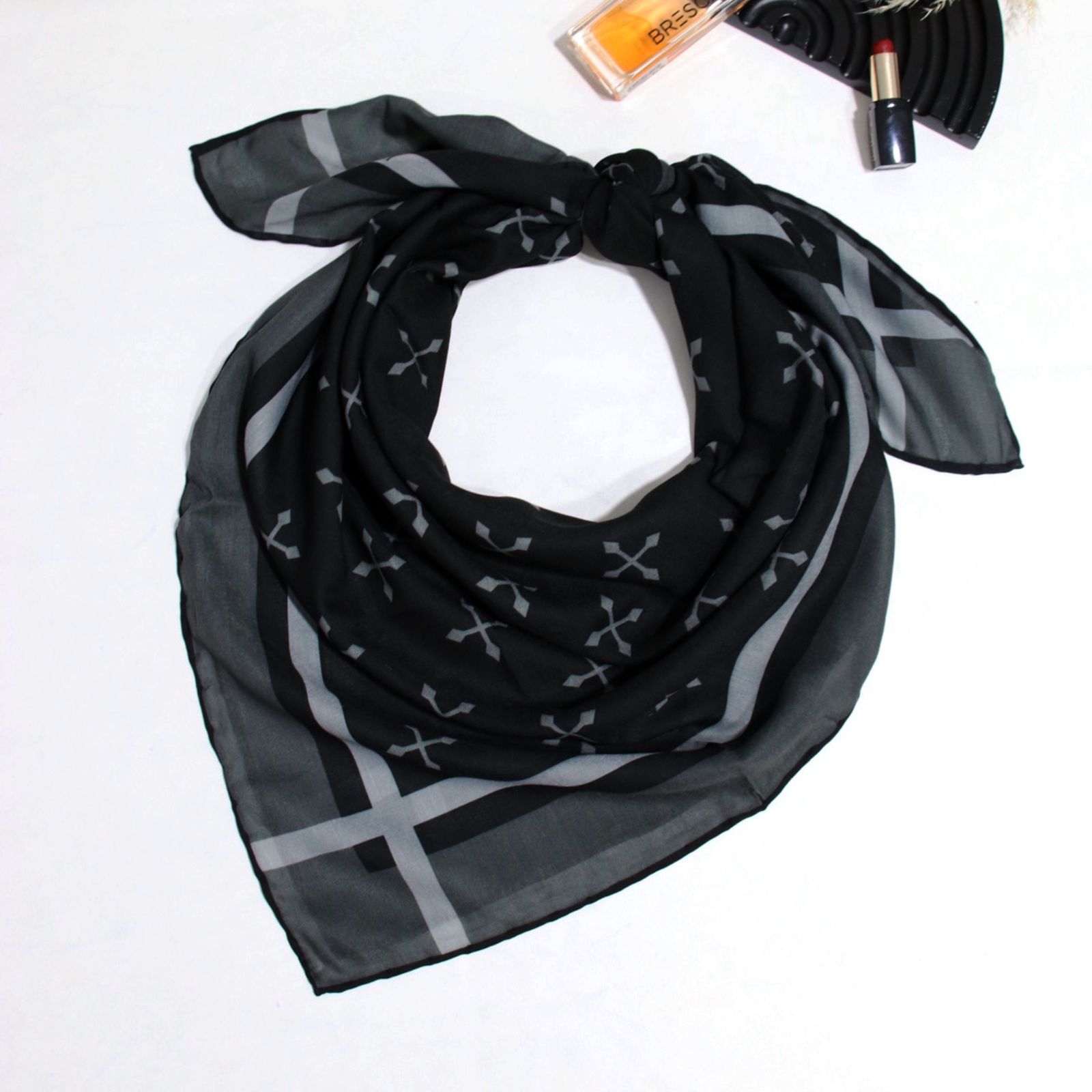 روسری زنانه آنالیا مدل نخی مزونی کلاسیک کد a-7097 -  - 10