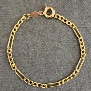 دستبند طلا 18 عیار زنانه دوست خوب مدل فیگارو6 تیکه کد dk042