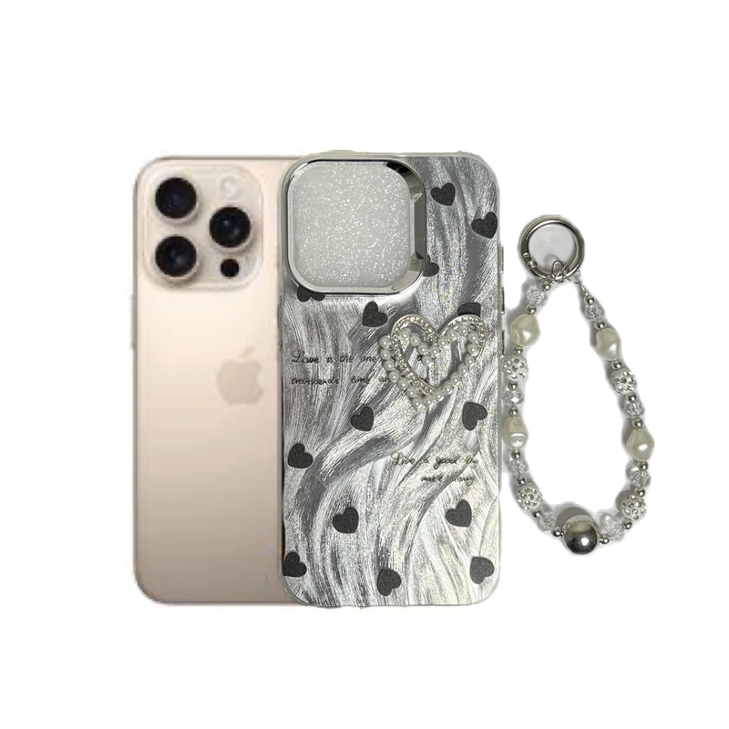 کاور طرح قلب مرواریدی مناسب برای گوشی موبایل اپل Iphone 16pro به همراه آویز