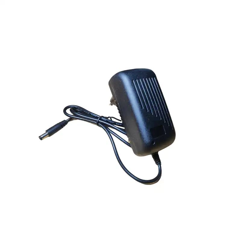 آداپتور 12 ولت 2 آمپر مدل BST-220