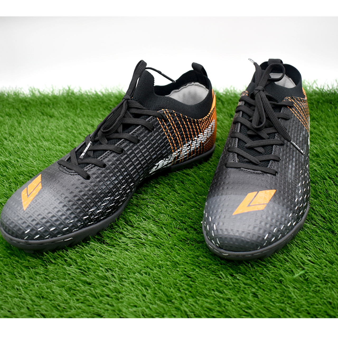 کفش فوتبال مردانه دیفانو مدل استوک ریز کد DIFENO2024-1