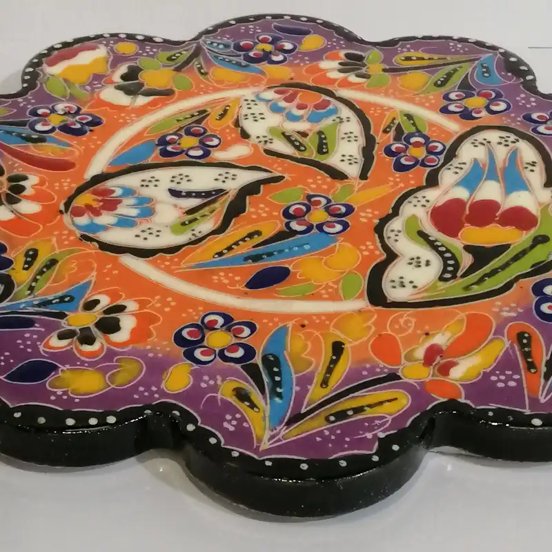 زیربشقابی میناکاری مدل نقش برجسته طرح کنگره ای کد 7521