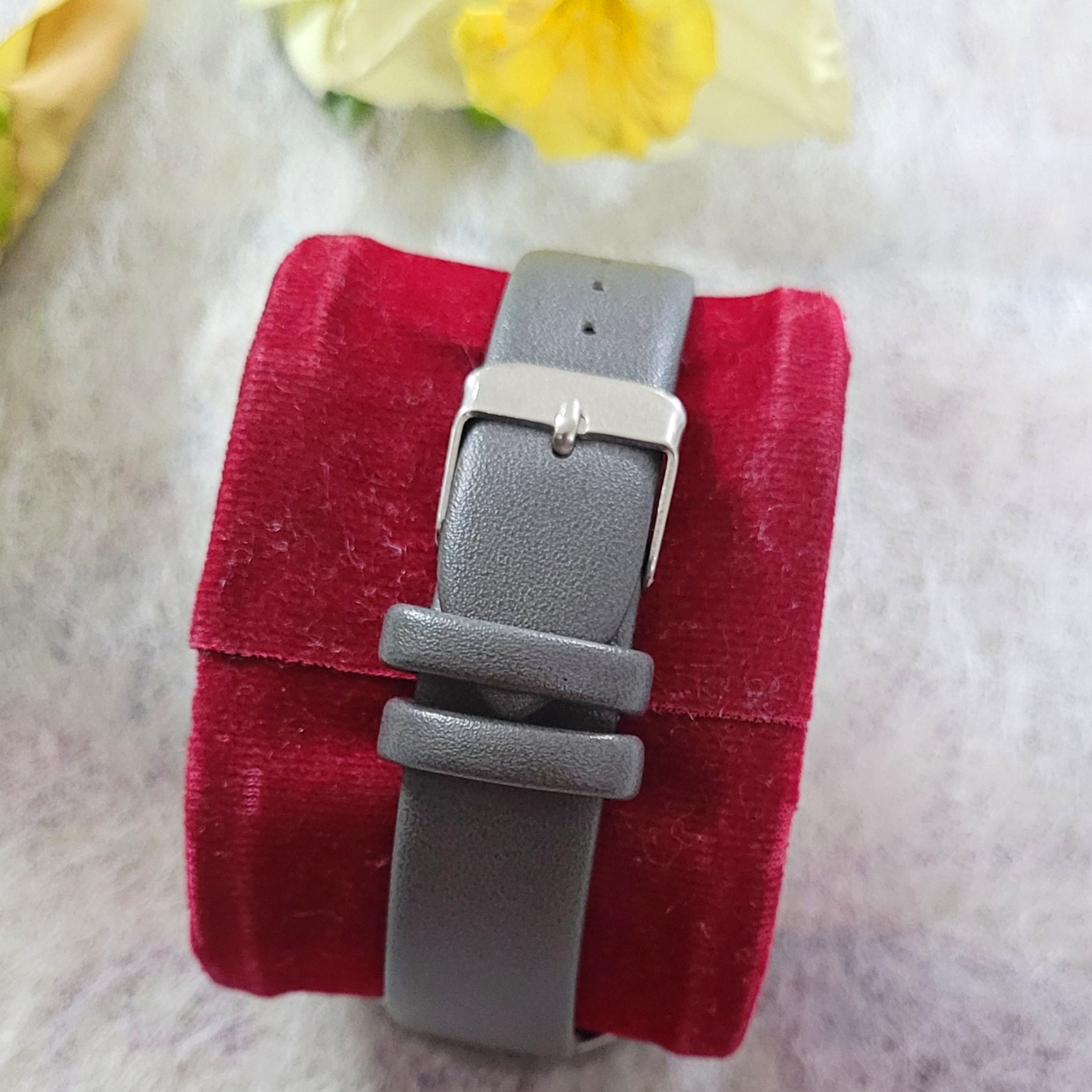 ساعت مچی عقربه ای بچگانه مدل C1 ساعت مچی عقربه ای بچگانه مدل C1