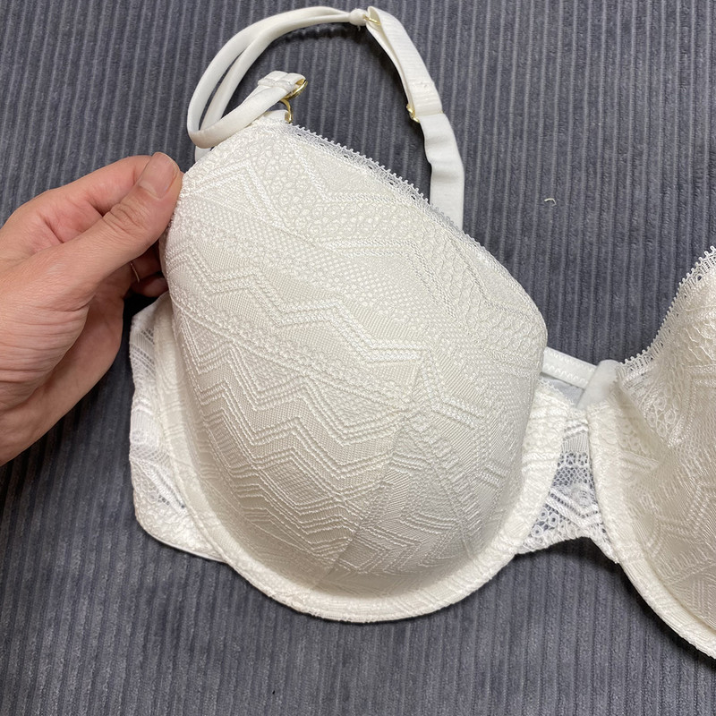 سوتین زنانه سی اند ای مدل 539