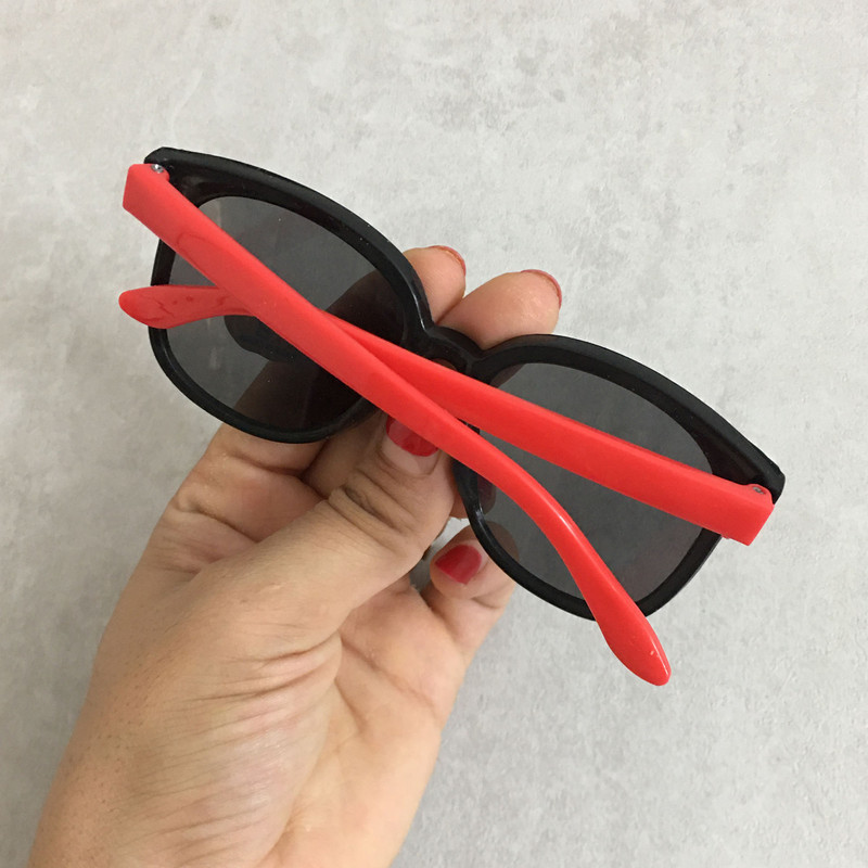عینک آفتابی بچگانه مدل فشن کد B R 300