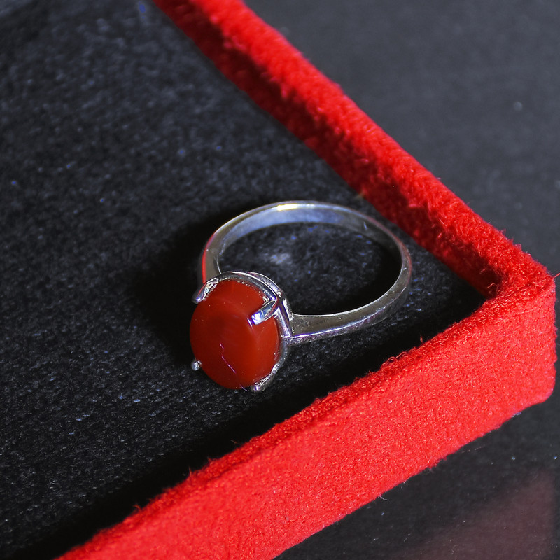 انگشتر نقره زنانه نقره جات لطفی مدل عقیق یمنی کد ANZS02E08 انگشتر نقره زنانه نقره جات لطفی مدل عقیق یمنی کد ANZS02E08