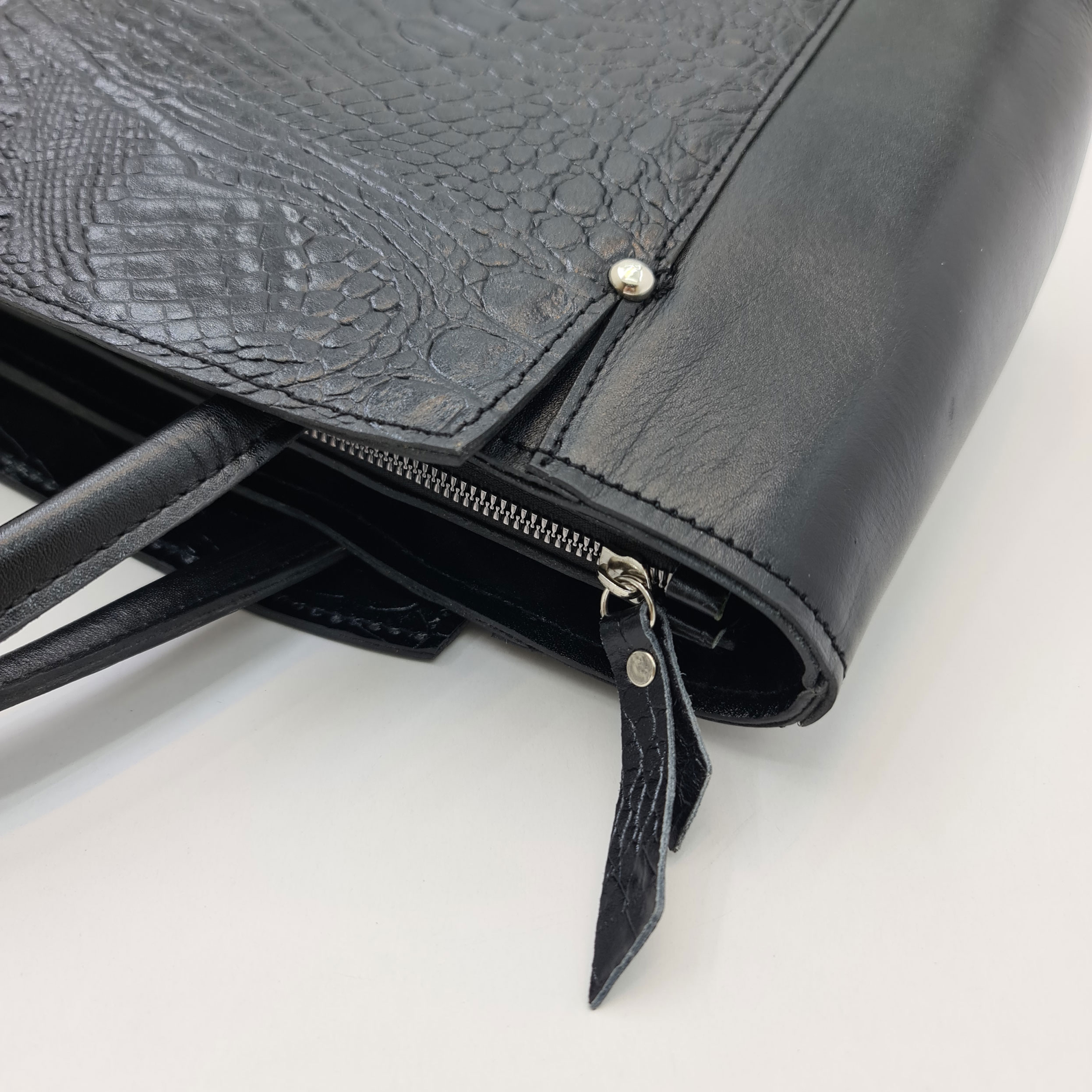 کیف دوشی زنانه مدل آفاق چرم طبیعی کد َS_640