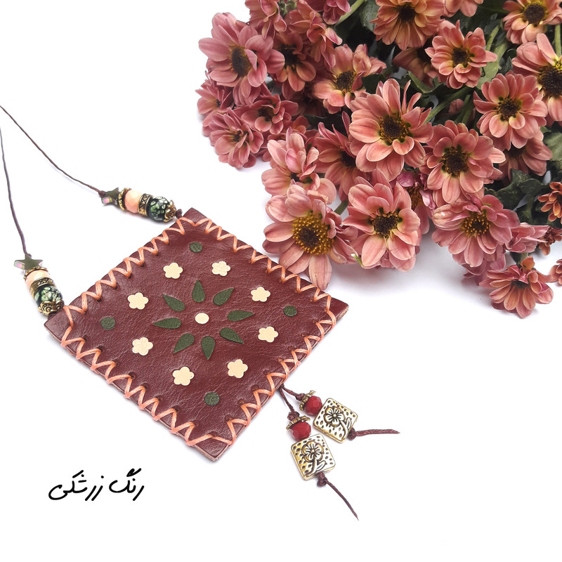 گردنبند زنانه آدلی مدل چرم طبیعی آروا کد 044