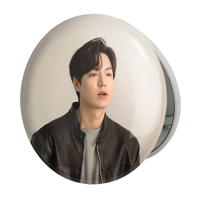 آینه جیبی خندالو طرح لی مین هو Leemin ho مدل تاشو کد 12382 