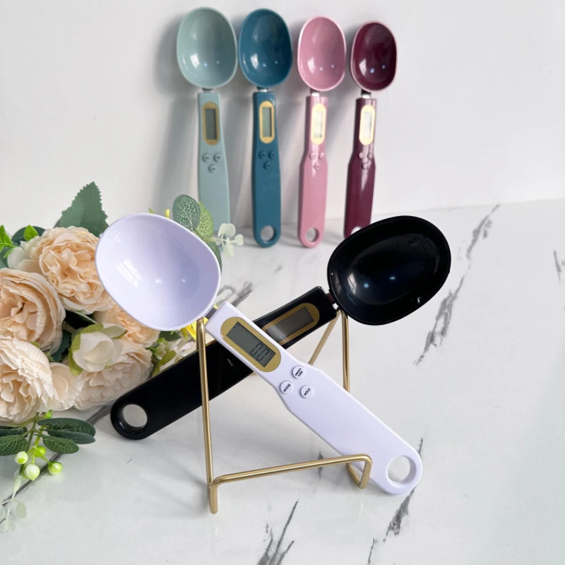 عکس شماره 15 : ترازوی آشپزخانه مدل scale