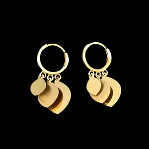 گوشواره طلا 18 عیار زنانه دوست خوب مدل dk488