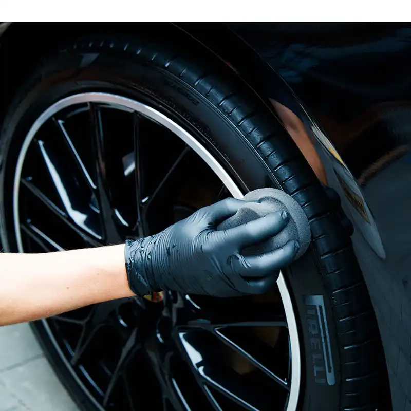 واکس لاستیک خودرو لکسوو مدل HALK  حجم 4000 میلی لیتر