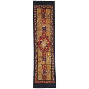 رومیزی سوزن دوزی کد SOOZRA116