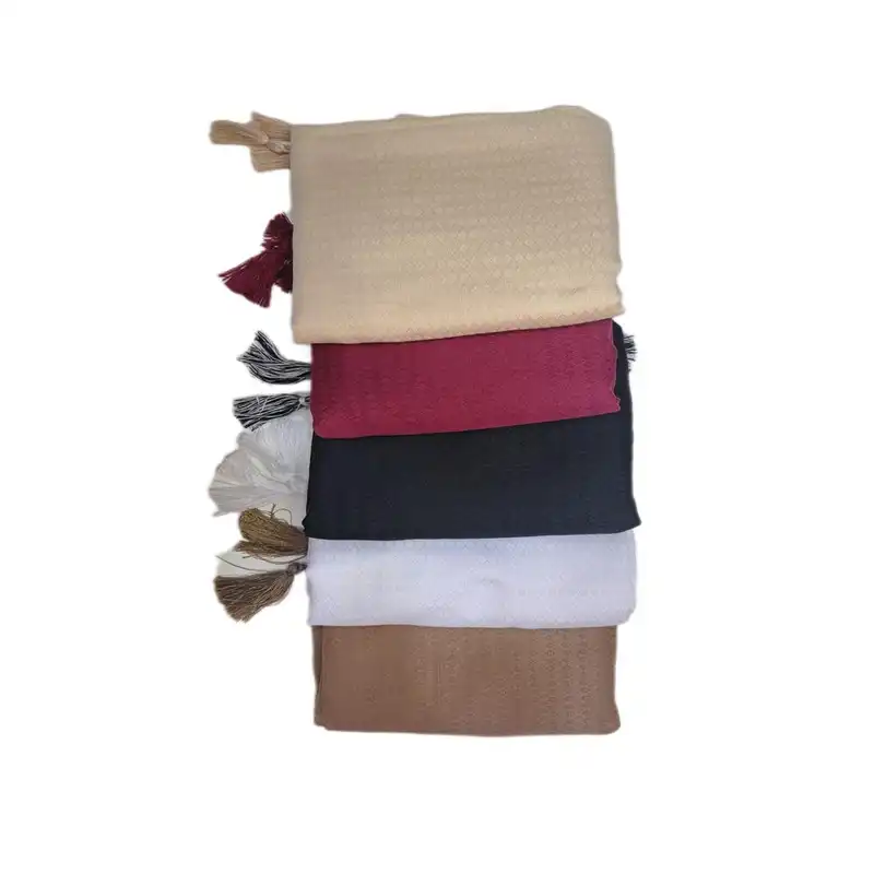 روسری زنانه مدل نخی ساده