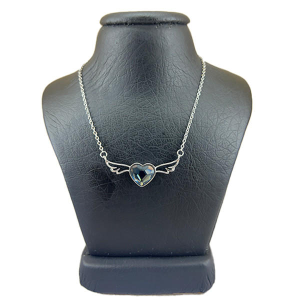 گردنبند زنانه سواروسکی مدل قلب بال دار کد 6325421 گردنبند زنانه سواروسکی مدل قلب بال دار کد 6325421