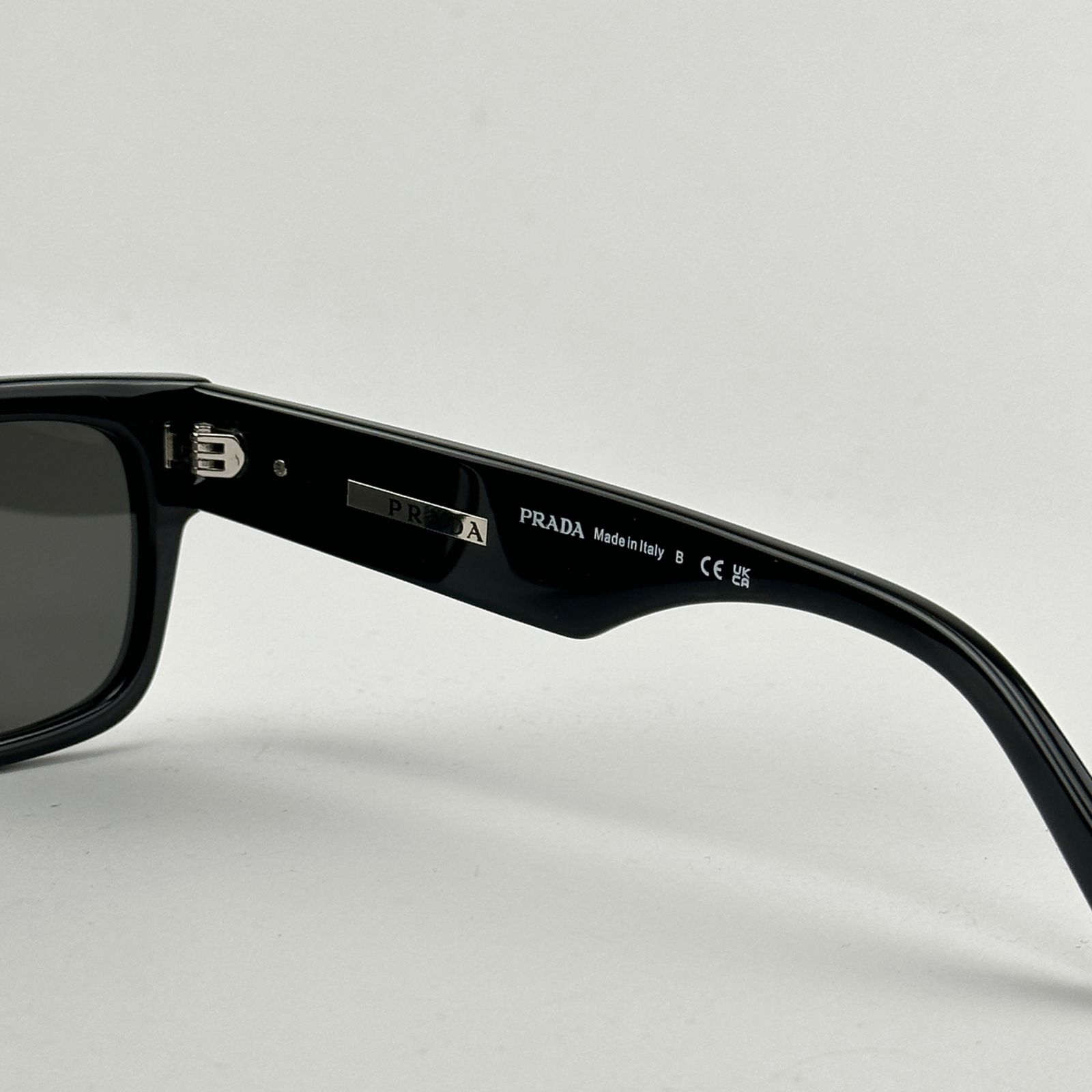 عینک آفتابی پرادا مدل SPR A065 C5 -  - 5