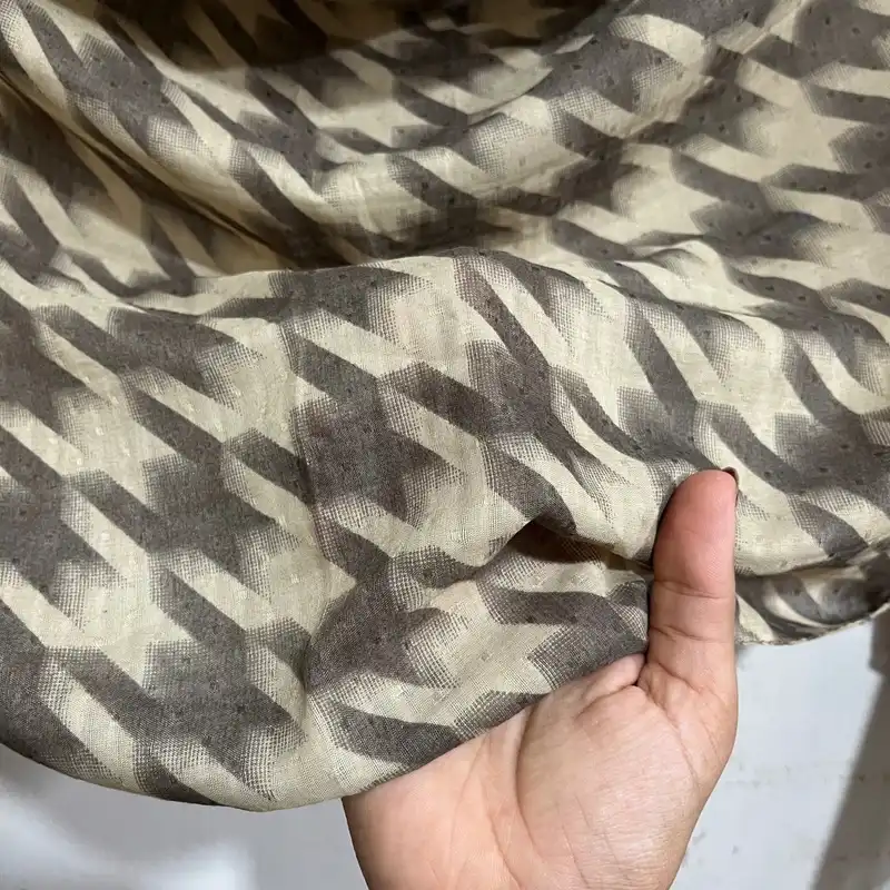 شال زنانه مدل پیچازی نخی