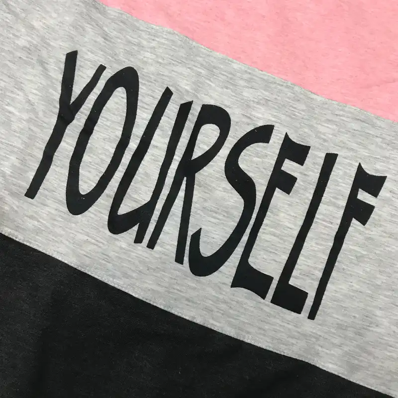 هودی زنانه مدل YOURSELF کد 22