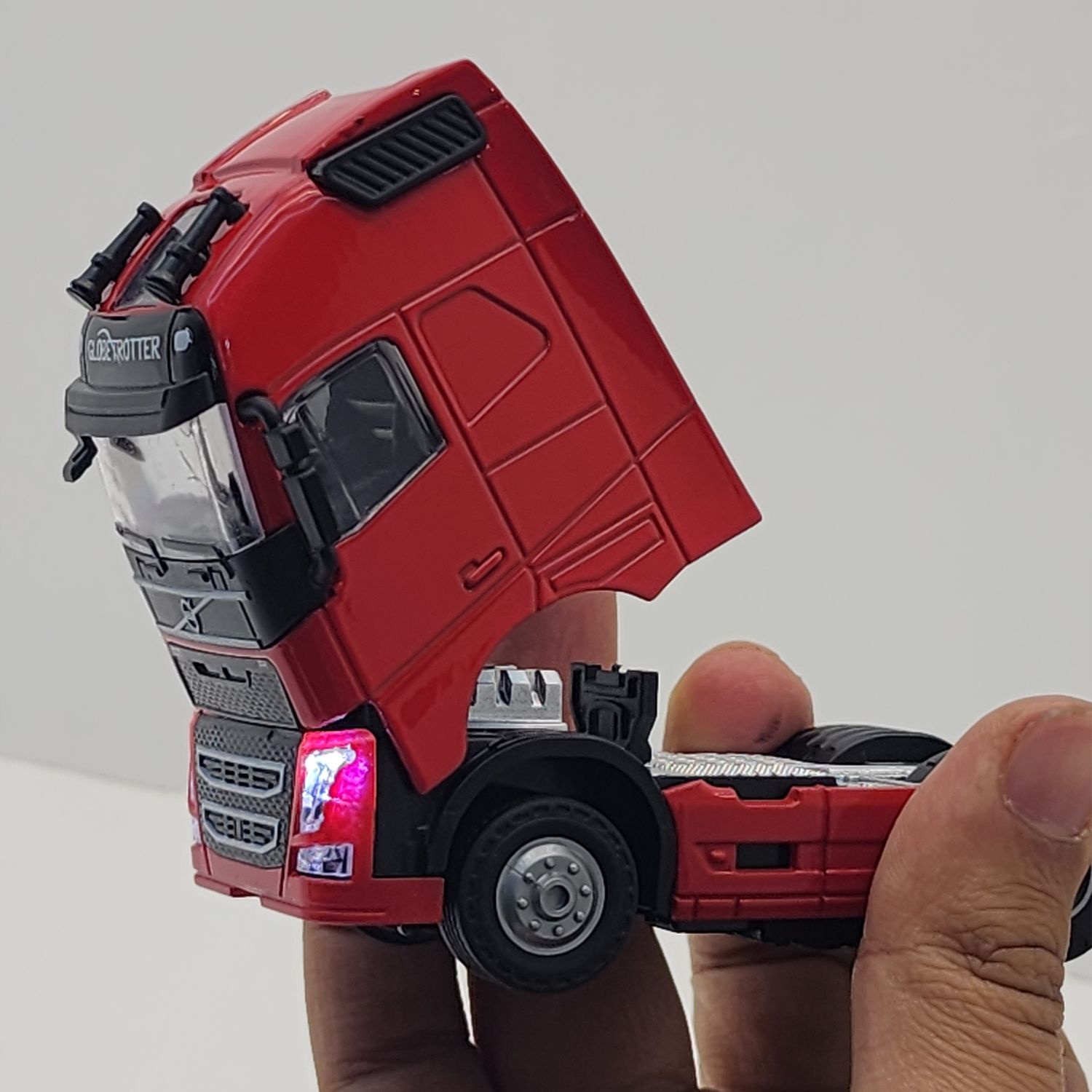ماشین بازی ناب سل مدل 10 چرخ VOLVO FH طرح دو محور -  - 3