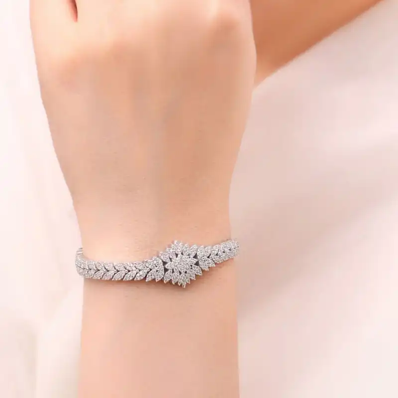 دستبند نقره زنانه مدل مبینا rzzdeh-049