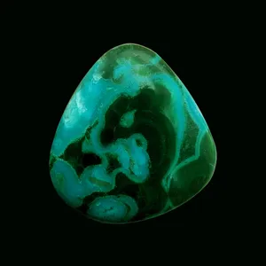 سنگ زینتی کریزومالاکیت مدل مثلث دوار کد RTX-KM01-W46