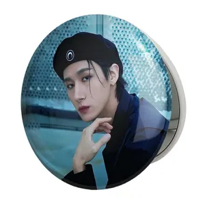 آینه جیبی خندالو طرح آی ام گروه مانستا اکس MONSTA X مدل تاشو کد 21115 