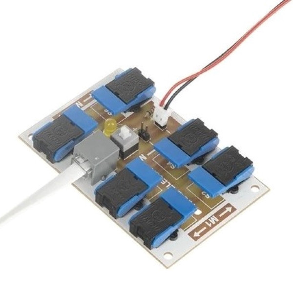 کیت آموزشی طرح رباتیک مدل ربات فوتبالیست