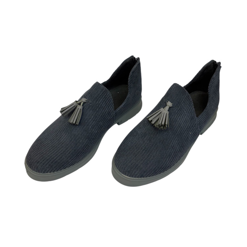 کفش زنانه مدل NGD 437 مخملی رنگ طوسی