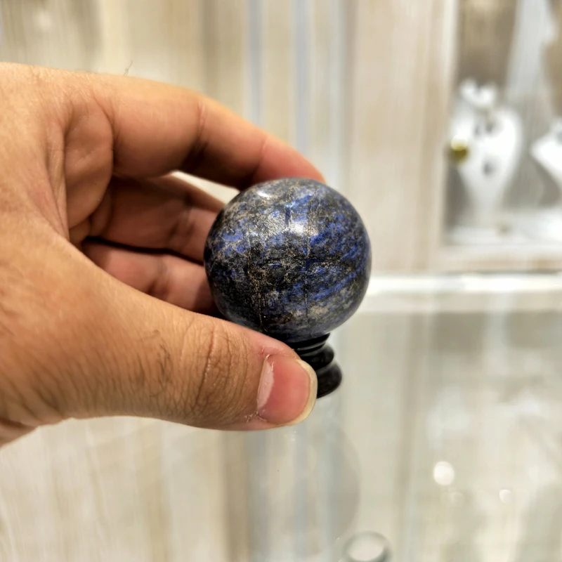 عکس شماره 3 : سنگ راف لاجورد مدل گوی کد aljg1