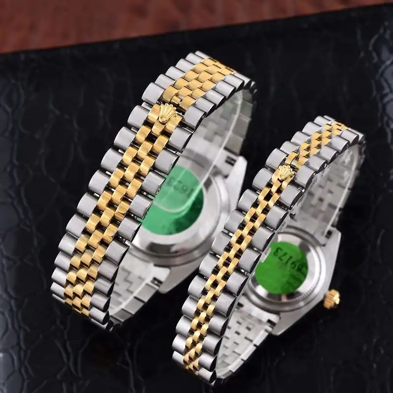 ست ساعت مچی عقربه ای زنانه و مردانه  مدل نگینی دیت جاست ساده کد Tnt