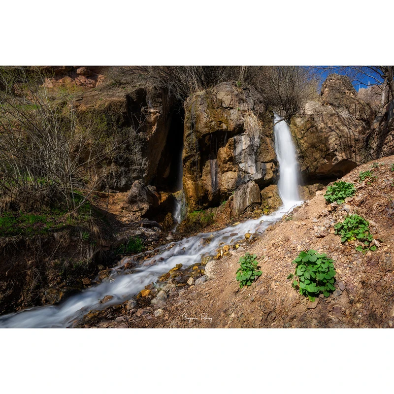 تابلو شاسی مدل منظره آبشار محلی در میگون کد 047