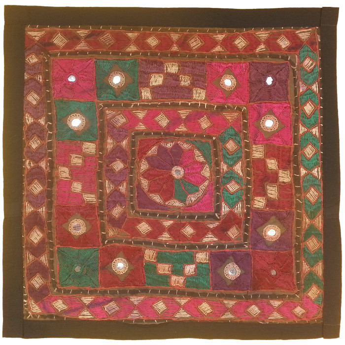 رومیزی سوزن دوزی مدل عسلی کد SOO38