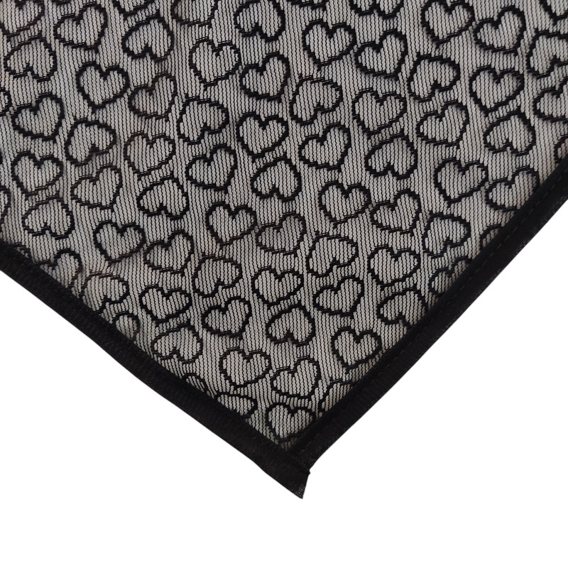 روسری زنانه مدل سه گوش توری طرح قلب