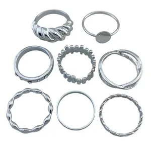 انگشتر زنانه مدل R4185 مجموعه 8 عددی