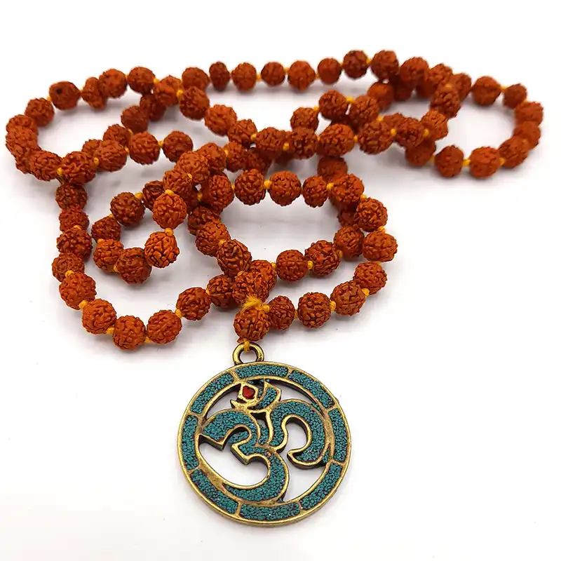 گردنبند مدل رودراکشا