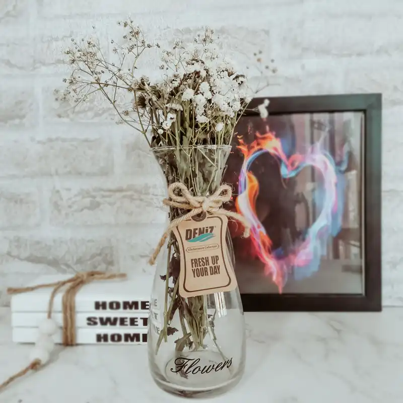 گلدان دکوری طرح دنیز