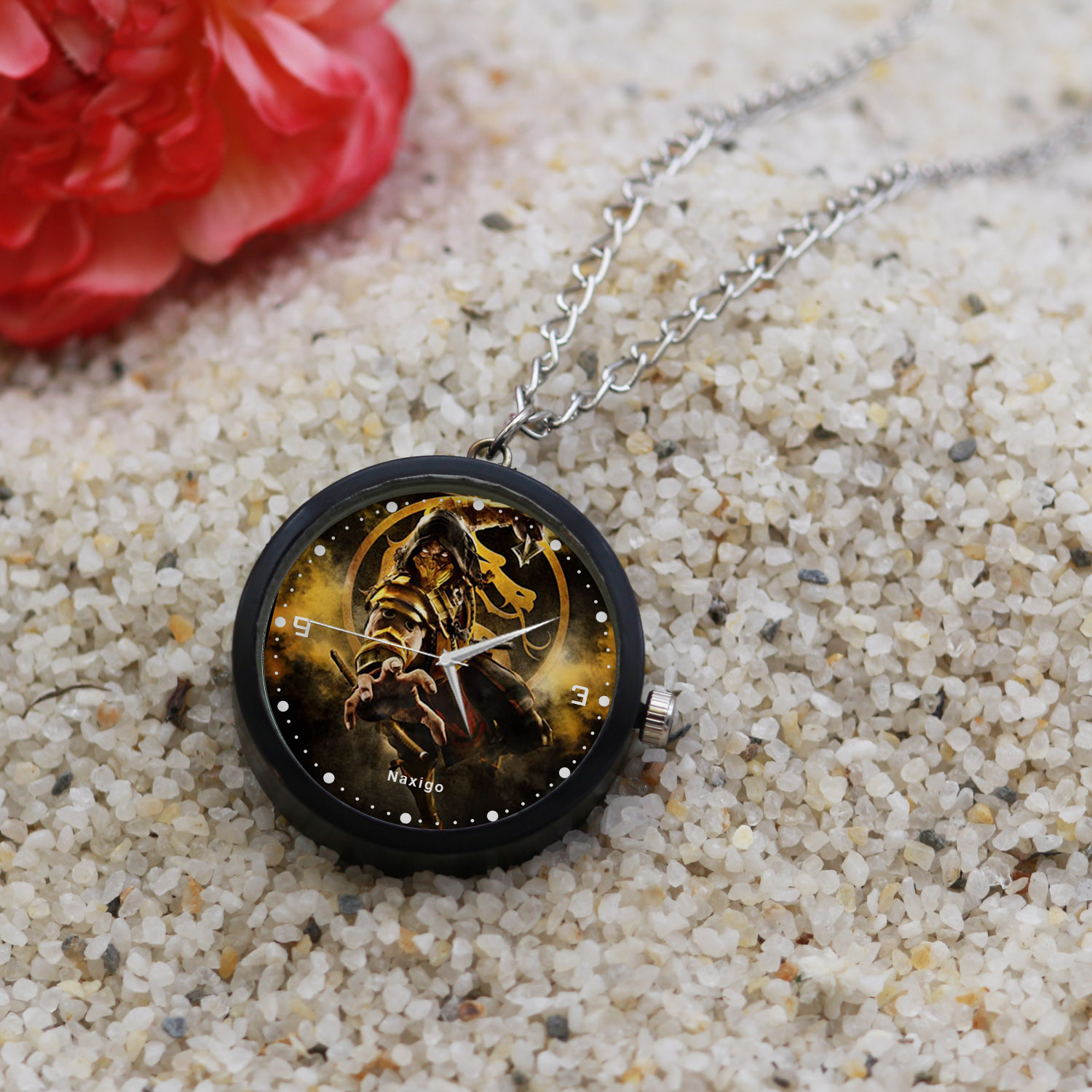 ساعت گردنبندی عقربه ای ناکسیگو مدل مورتال کامبت کد NF12804 ساعت گردنبندی عقربه ای ناکسیگو مدل مورتال کامبت کد NF12804