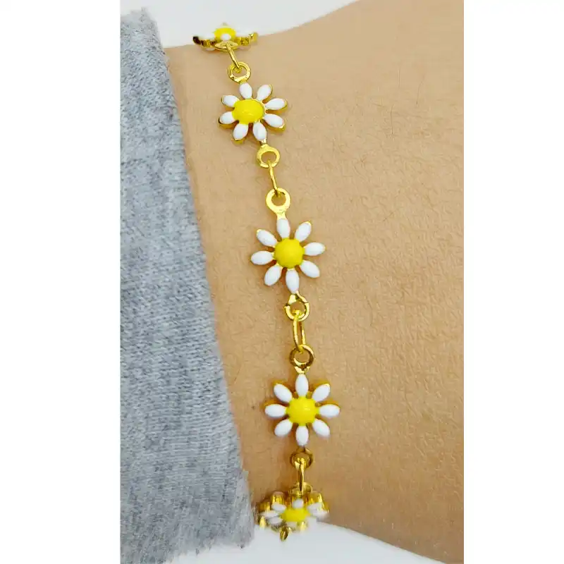 دستبند دخترانه مدل گل بابونه