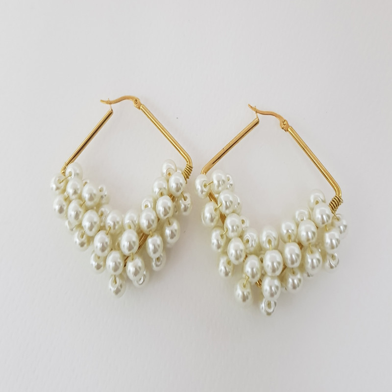 گوشواره دخترانه مدل مرواریدی لوزی گوشواره دخترانه مدل مرواریدی لوزی