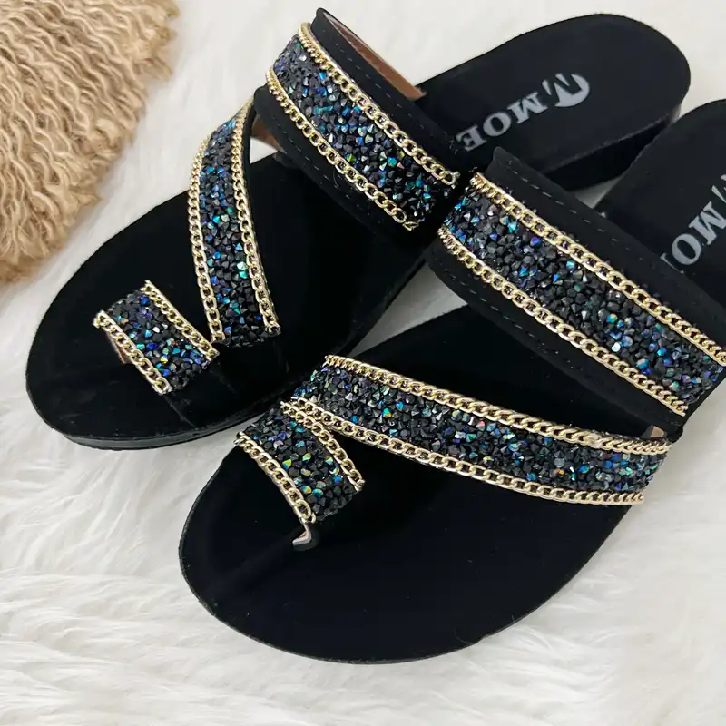 دمپایی زنانه مدل روفرشی نگین انگشتی کد 0001