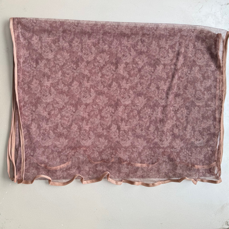 شال زنانه مدل توری ارگانزا برگ برگی دور نوار دوزی