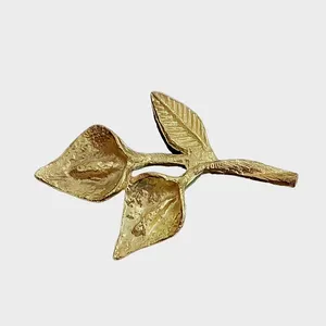 دکوری مدل برگ شیپوری کد 8676
